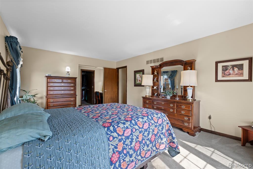 46959 Spruce Drive, Shelby Twp, MI 48315 — Photo 21