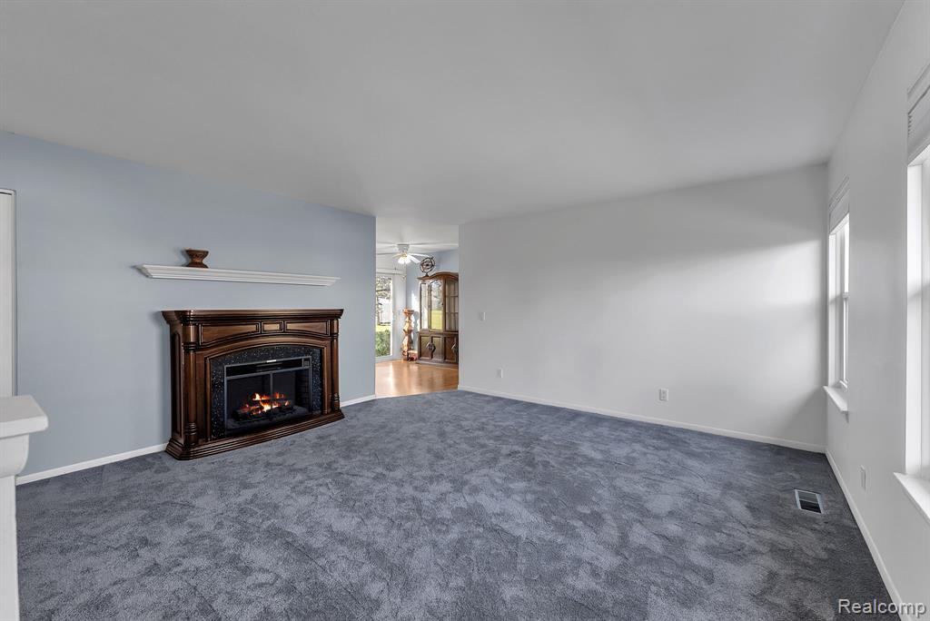 578 Newport Road, Carleton, MI 48117 — Photo 10