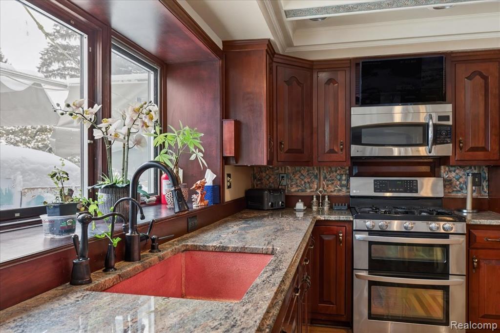 4721 Hasslick Road, North Branch, MI 48461 — Photo 27