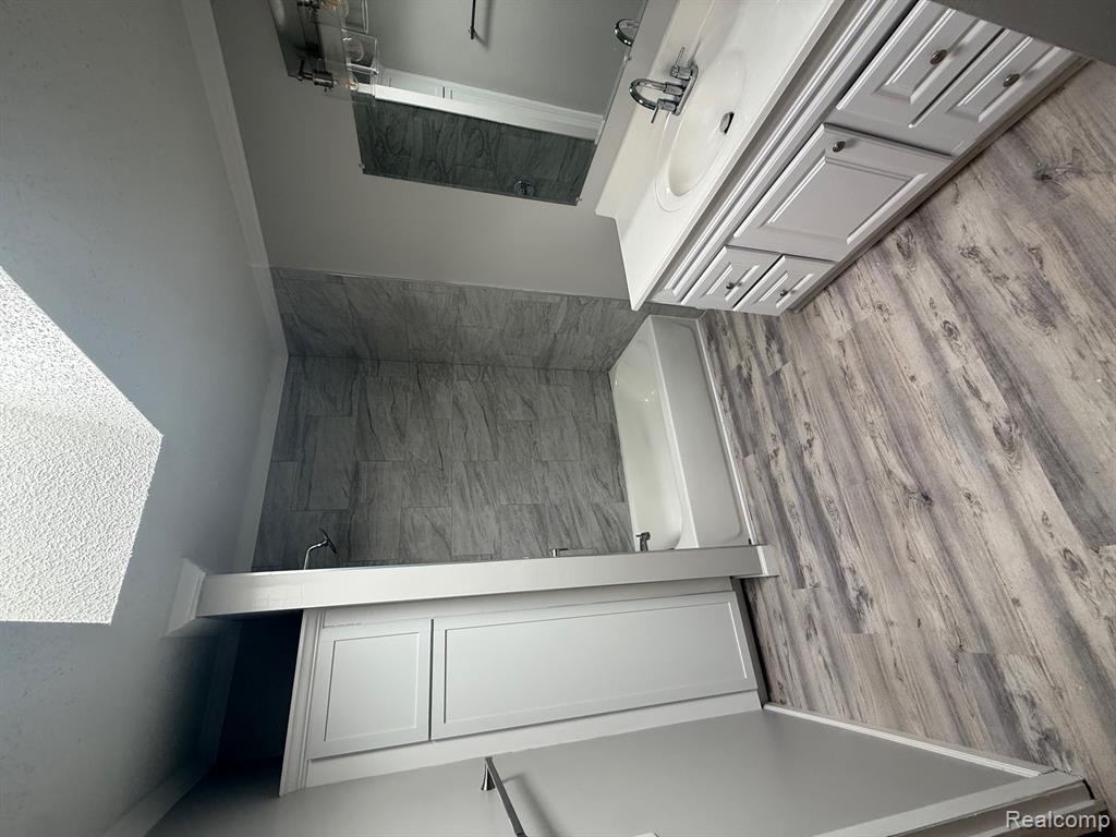 43505 Charlemagne Avenue, Sterling Heights, MI 48314 — Photo 10
