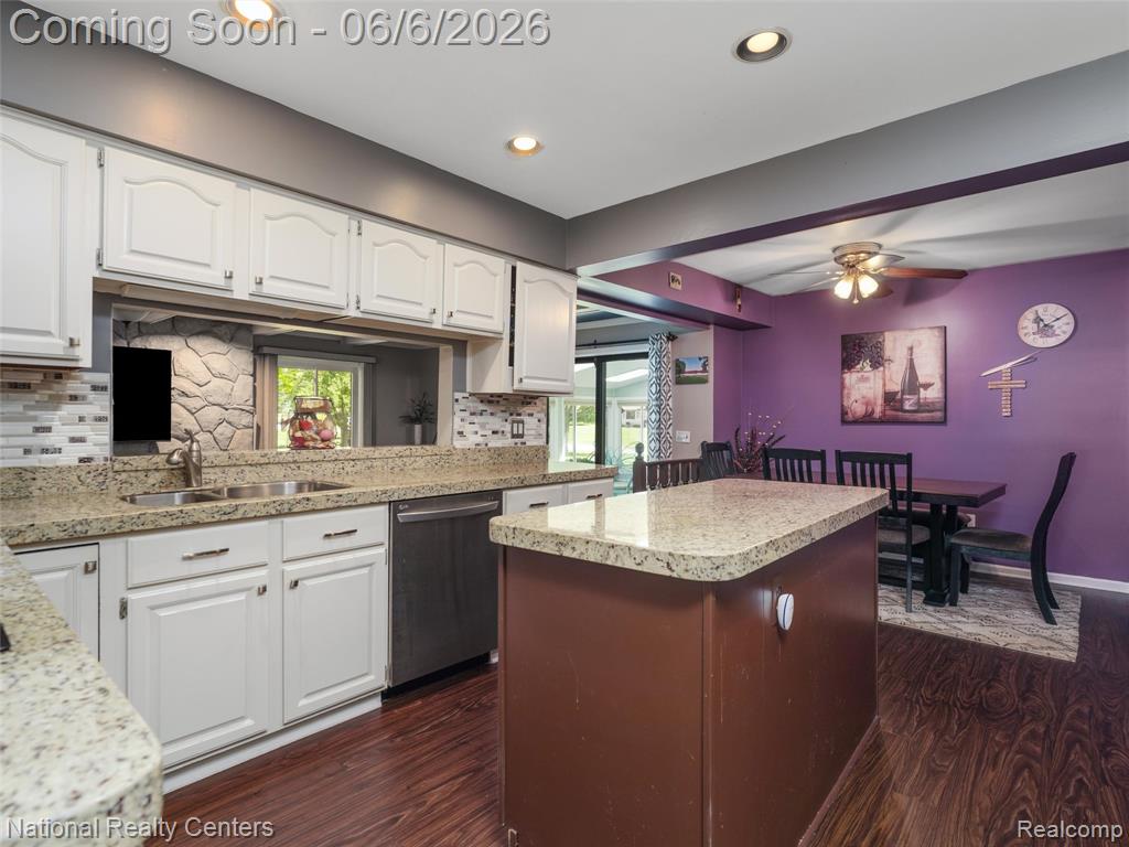 45420 Harmony Lane, Belleville, MI 48111 — Photo 8