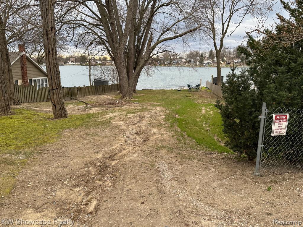 5821 FELSKE Drive, Brighton, MI 48116 — Photo 13