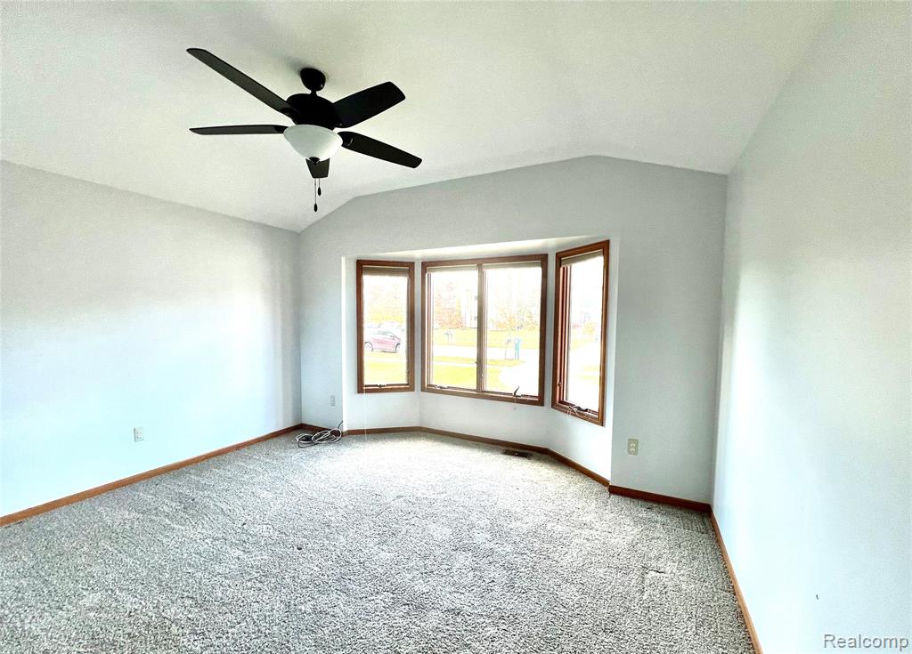 39852 Southpointe Avenue, Harrison Township, MI — Photo 7