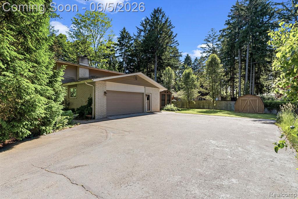 7955 Caberfae Trail, Clawson, MI 48348 — Photo 2