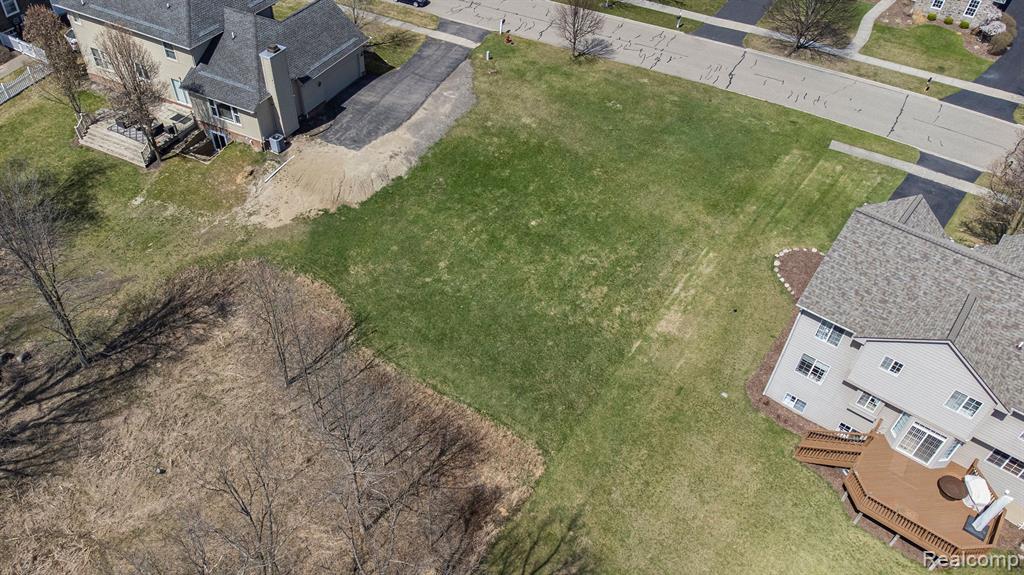 5808 WOODFIELD Parkway, Grand Blanc, MI 48439 — Photo 7