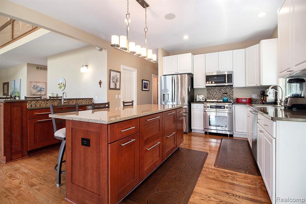 4973 Parview Drive, Clarkston, MI — Photo 18