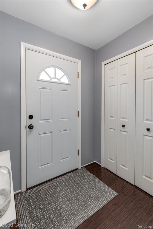 42146 Farragut Court, Northville, MI 48167 — Photo 2