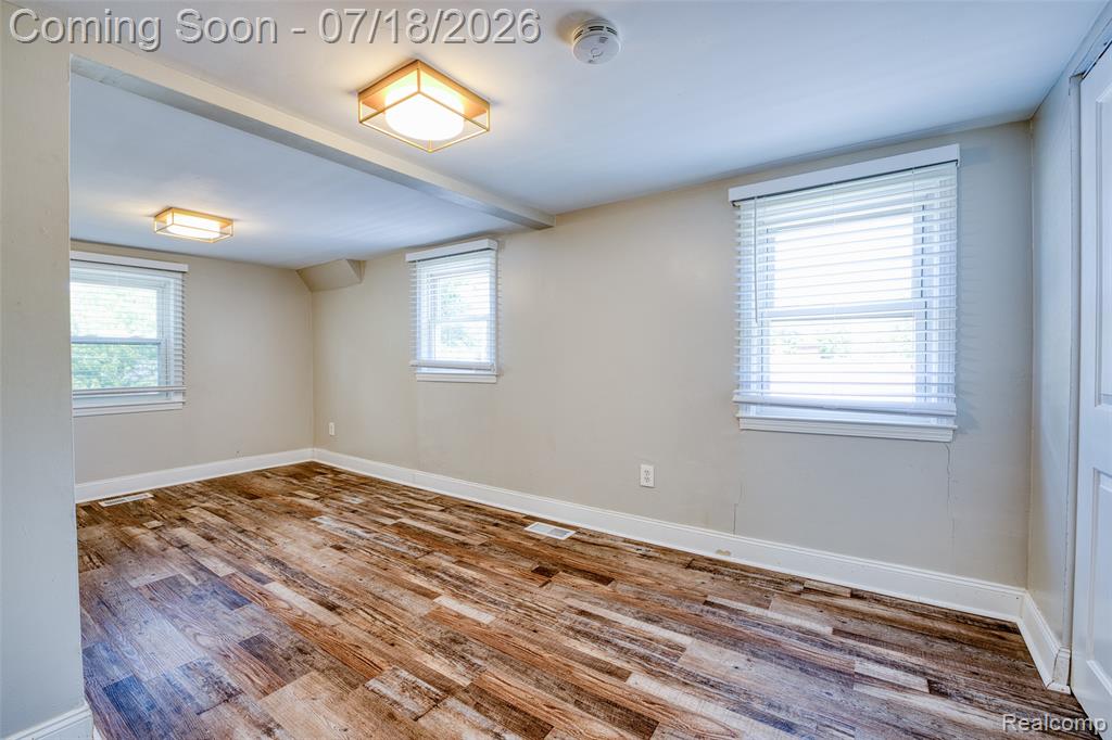 5660 Kingston Street, Dearborn Heights, MI 48125 — Photo 20