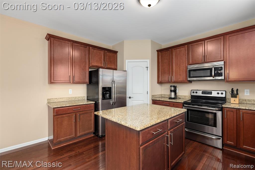 57779 Cider Mill Drive, New Hudson, MI 48165 — Photo 12