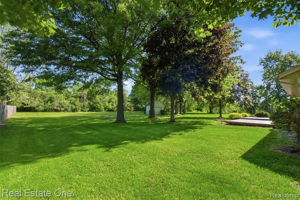 4425 Gardner Street, Sterling Heights, MI 48310 — Photo 34