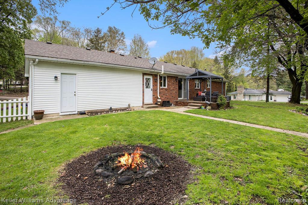 7315 Northdale Drive, Brighton, MI 48116 — Photo 23