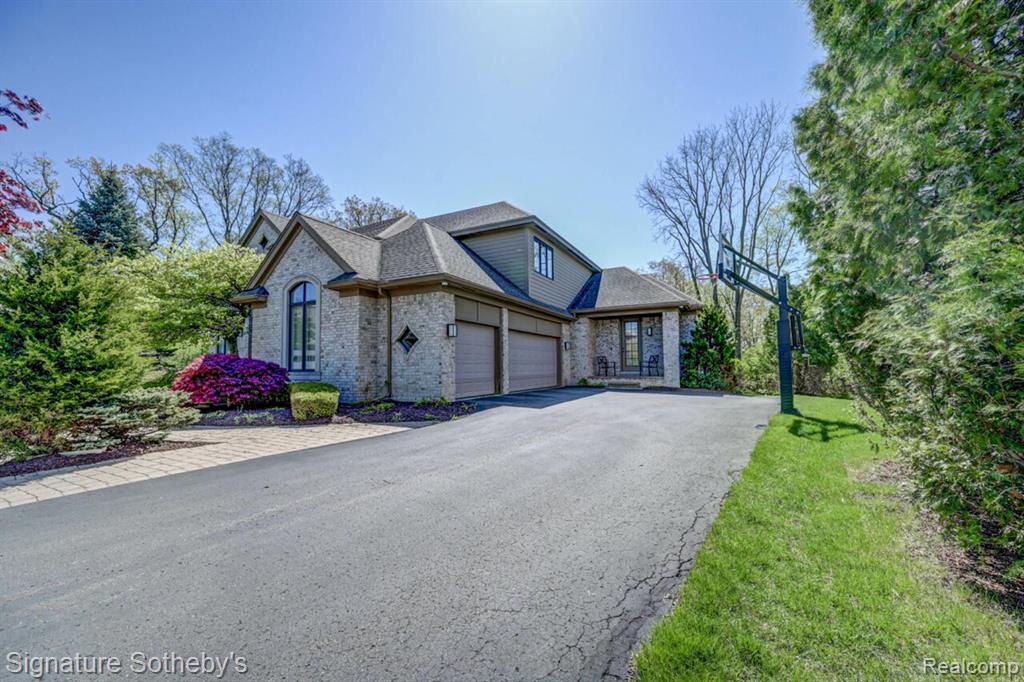 3225 Legacy Court, West Bloomfield, MI 48323 — Photo 3