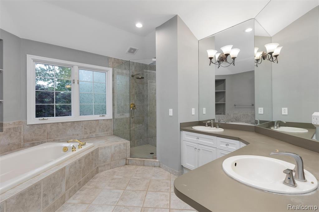 8035 High Point Trail, White Lake, MI — Photo 34
