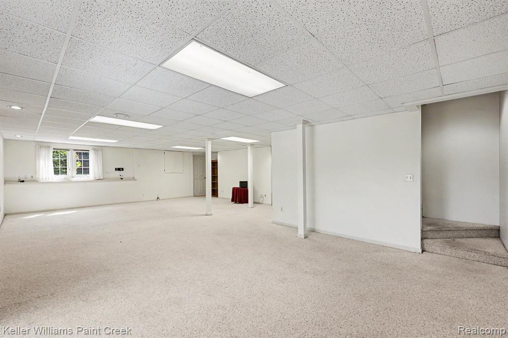 1432 Oakmont Court, Lake Orion, MI 48362 — Photo 21