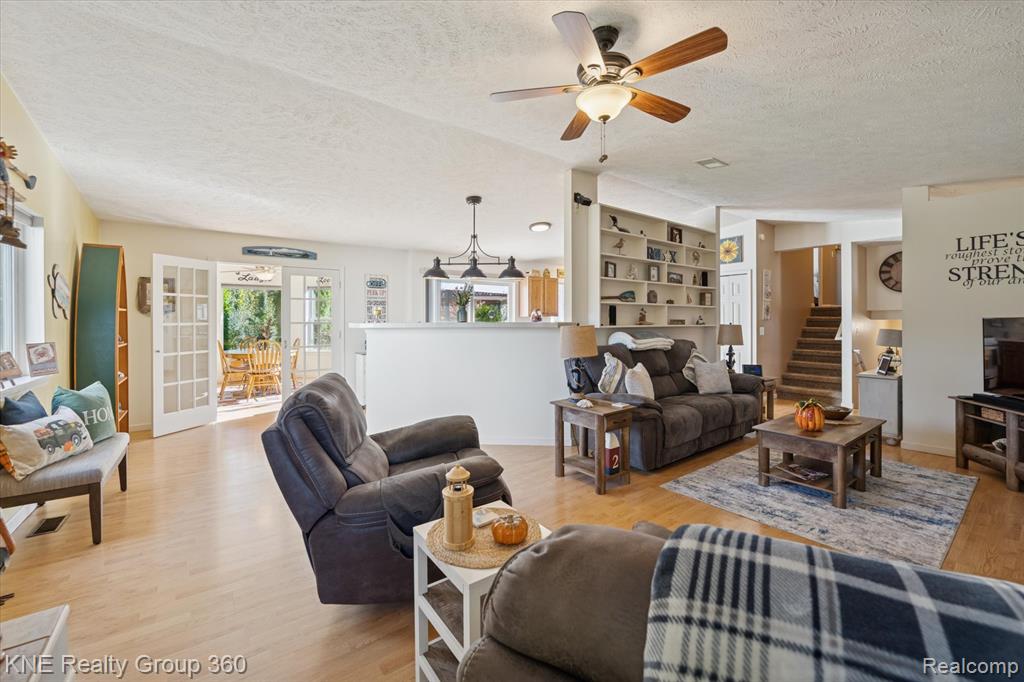 618 Bluebird Lane, Pinckney, MI 48169 — Photo 12