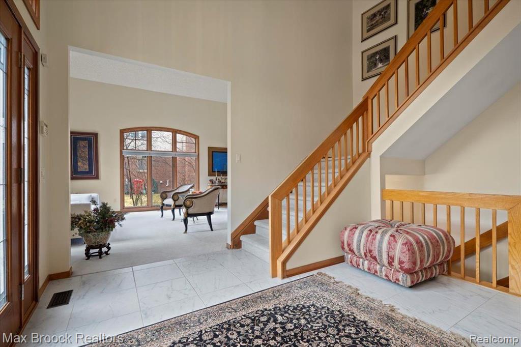 6362 CHARLES Drive, West Bloomfield, MI — Photo 7
