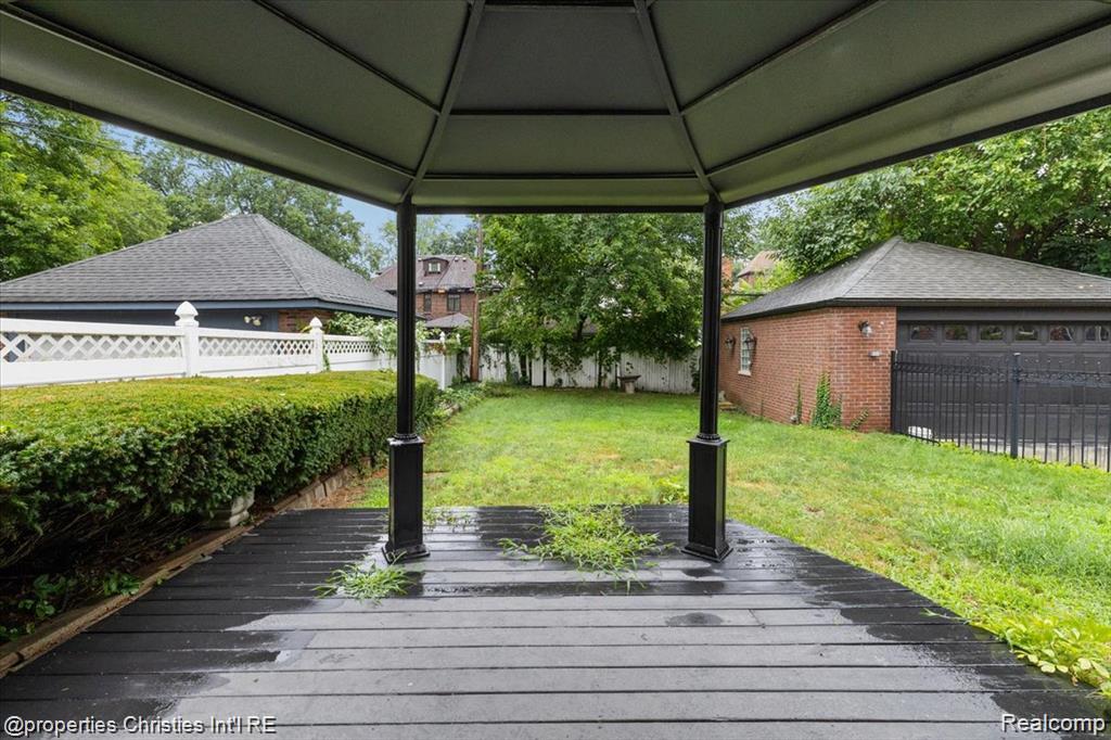 18934 FAIRFIELD Street, Detroit, MI 48221 — Photo 9