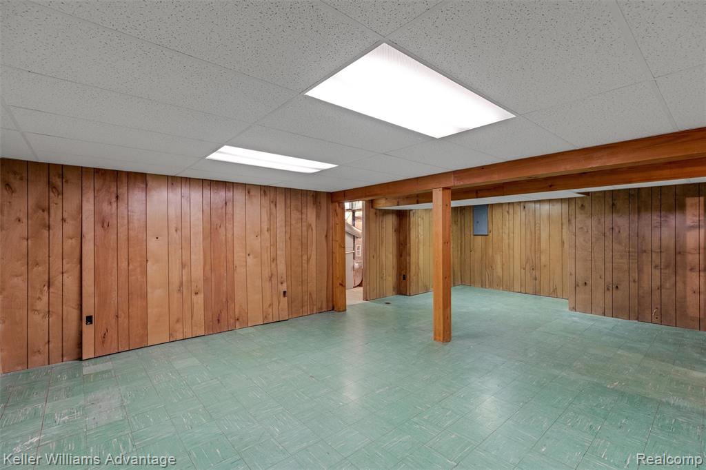 4652 Parker Street, Dearborn Heights, MI 48125 — Photo 24