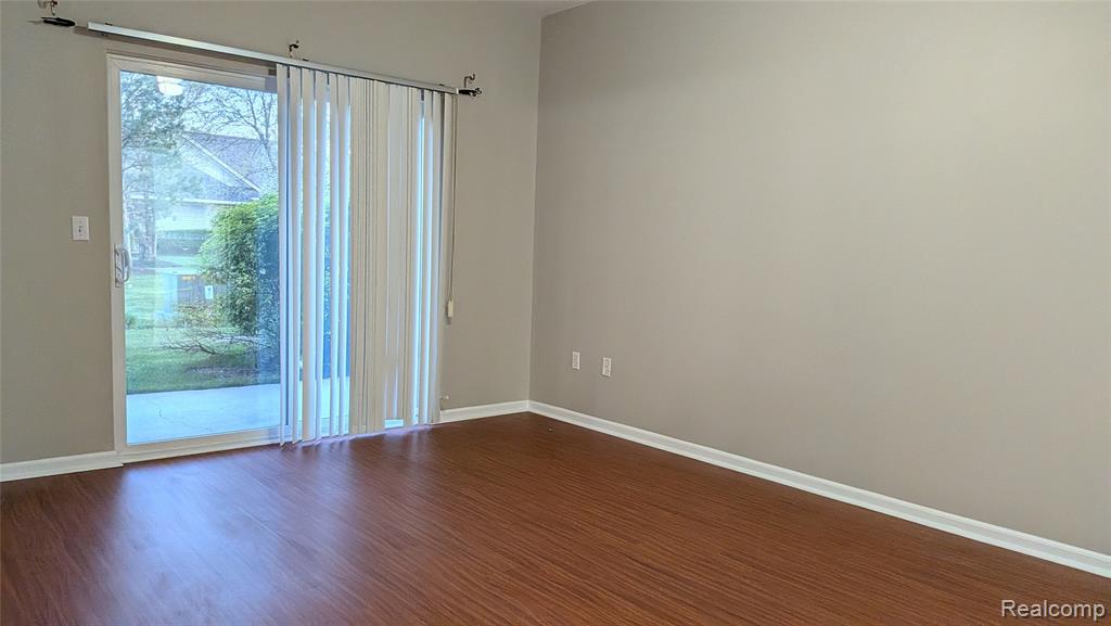 15286 CORNELL Drive, Clinton Twp, MI 48038 — Photo 22