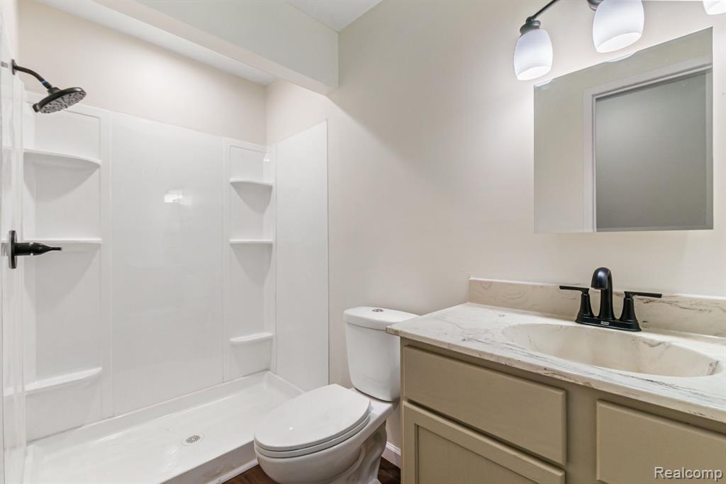1680 Cliffs Landing, 302E, Ypsilanti, MI 48198 — Photo 4