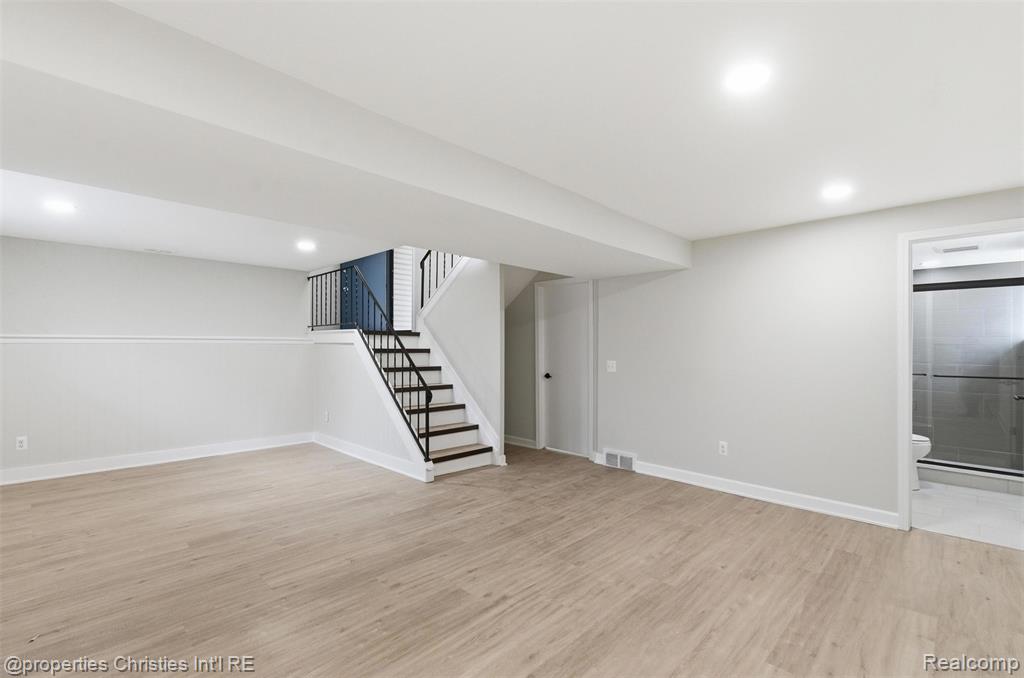 2629 Coral Drive, Troy, MI 48085 — Photo 14