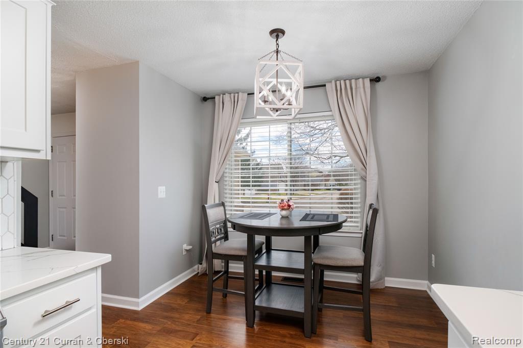 41476 Belden Circle, 53, Novi, MI 48377 — Photo 8