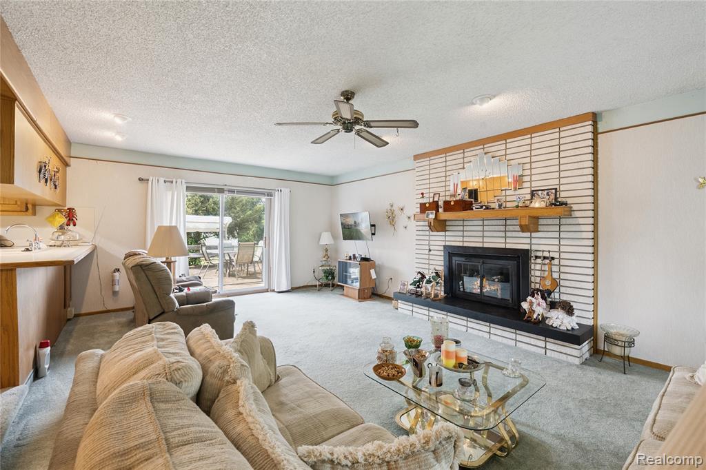 8268 Cooley Beach Drive, White Lake, MI — Photo 17