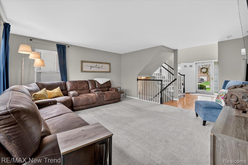 2032 Dover Drive, Wixom, MI 48393 — Photo 15