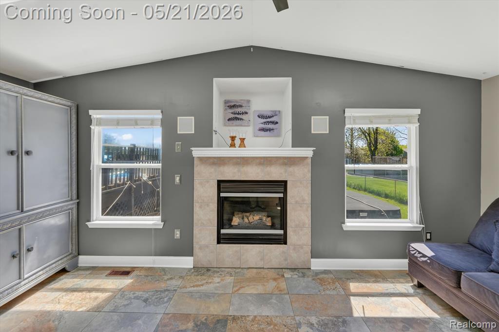 5425 Blossom Lane, Linden, MI 48451 — Photo 8