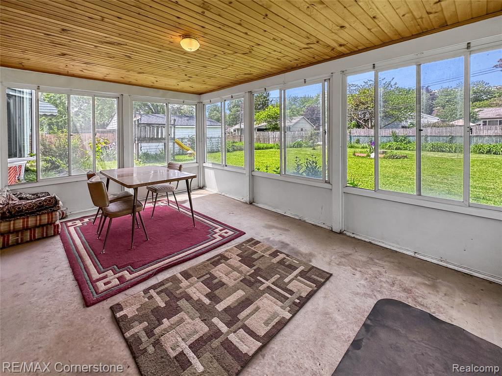 21 Edison Avenue, Ypsilanti, MI 48197 — Photo 17