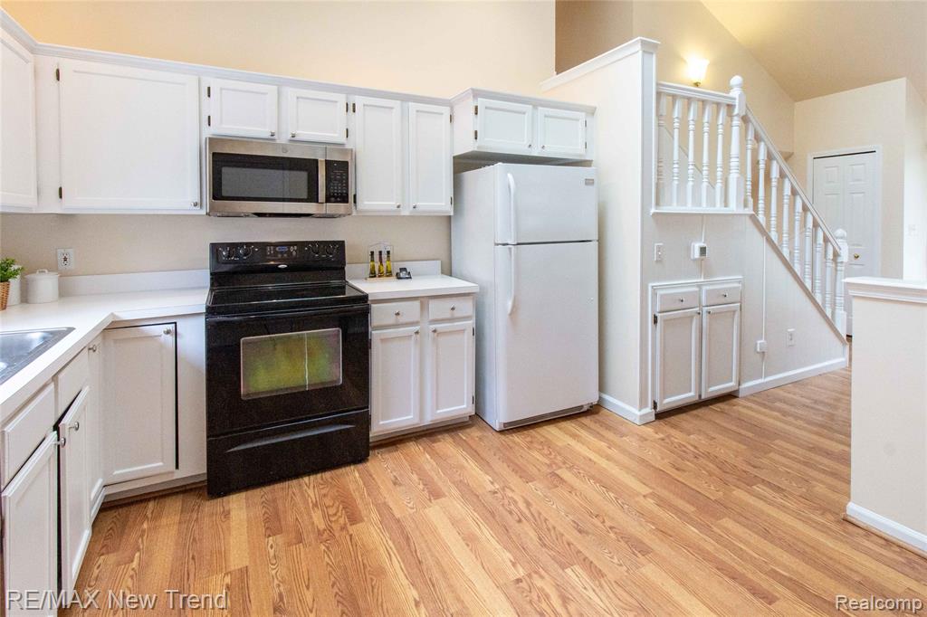 2521 Country Village Court, Ann Arbor, MI 48103 — Photo 16