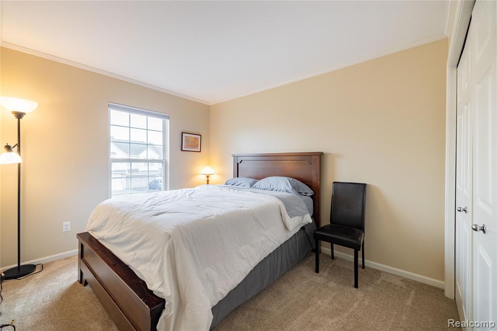 26616 Kirkway Circle, Woodhaven, MI 48183 — Photo 27