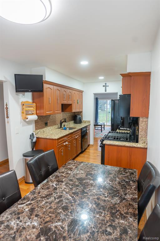 4468 15 MILE Road, 104, Sterling Heights, MI 48310 — Photo 7