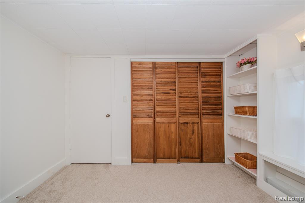 927 N Maple Avenue, Royal Oak, MI 48067 — Photo 55