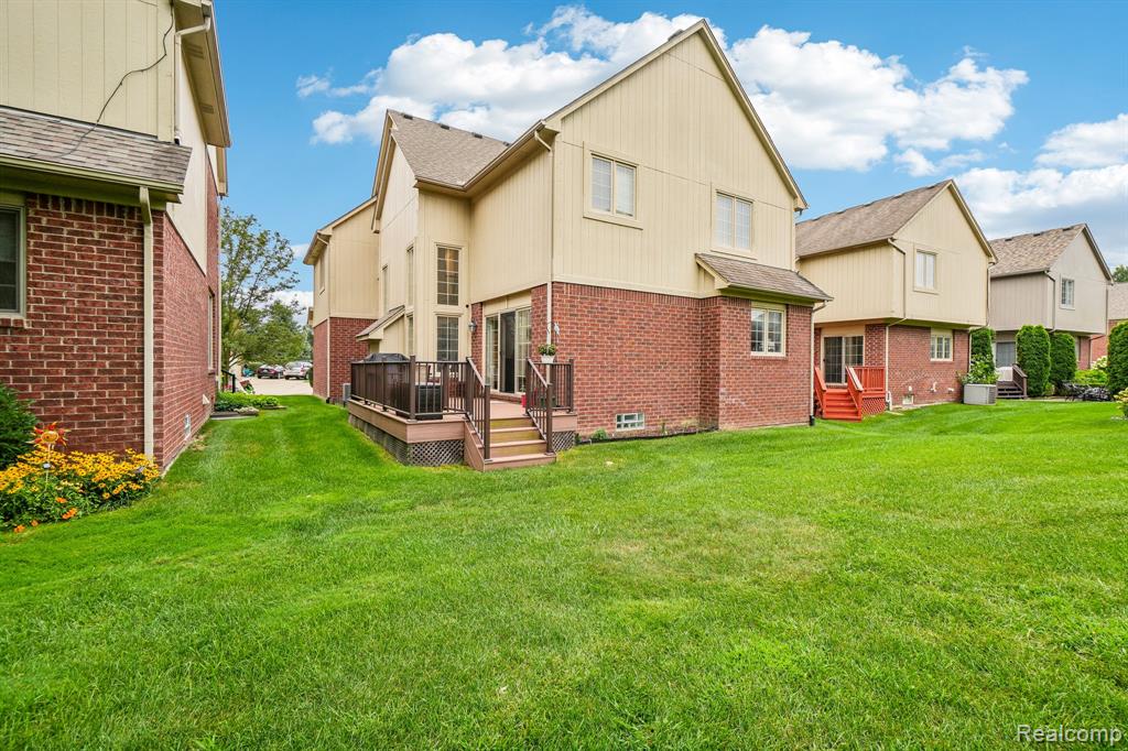 4281 Summer Place, 68, Shelby Twp, MI 48316 — Photo 36