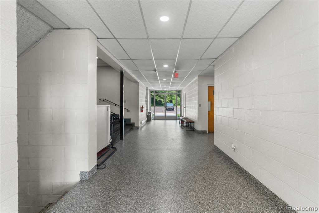 6202 Dupont Street, Flint, MI 48505 — Photo 13