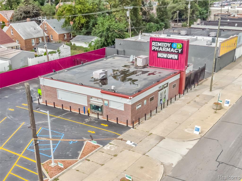16841 Schaefer Highway, Detroit, MI 48235