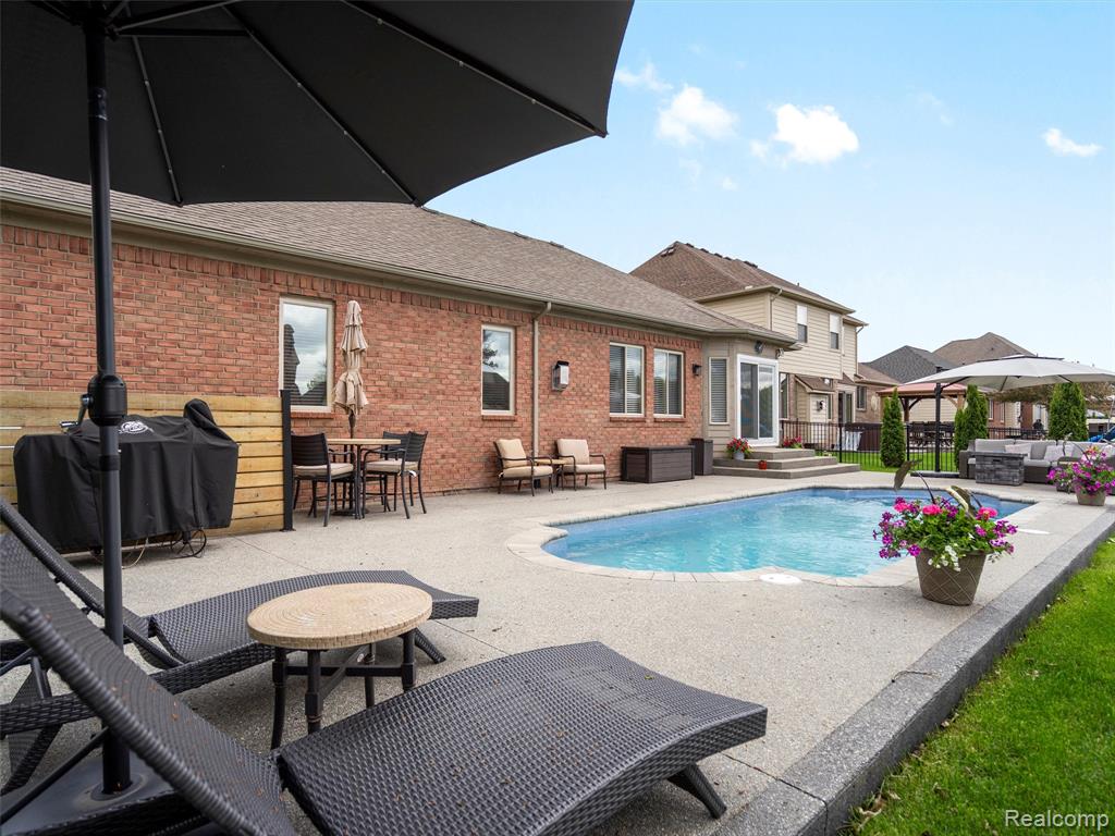 45877 ANDREW Drive, Macomb, MI 48044 — Photo 41