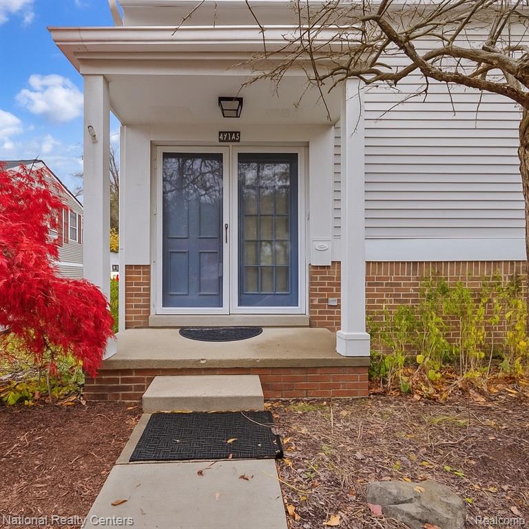 42145 Pellston Drive, Northville, MI 48167 — front exterior