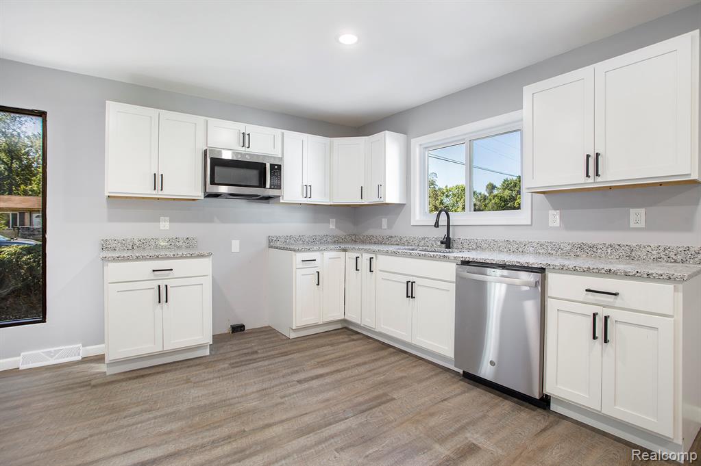 454 Marie Avenue, Battle Creek, MI 49037 — Photo 12