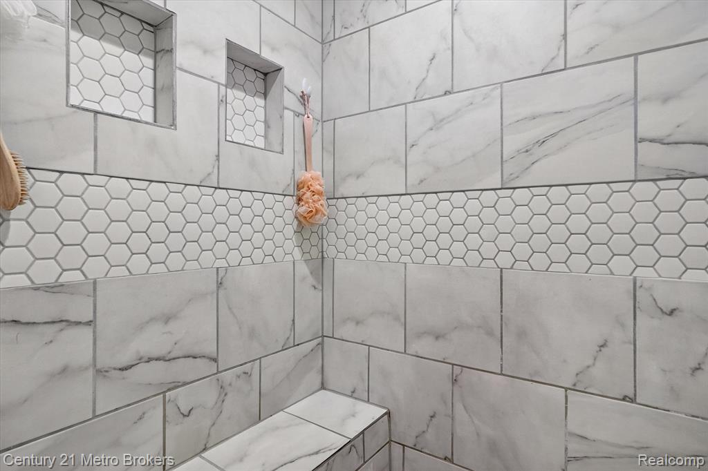 5501 Potter Road, Flint, MI 48506 — Photo 25