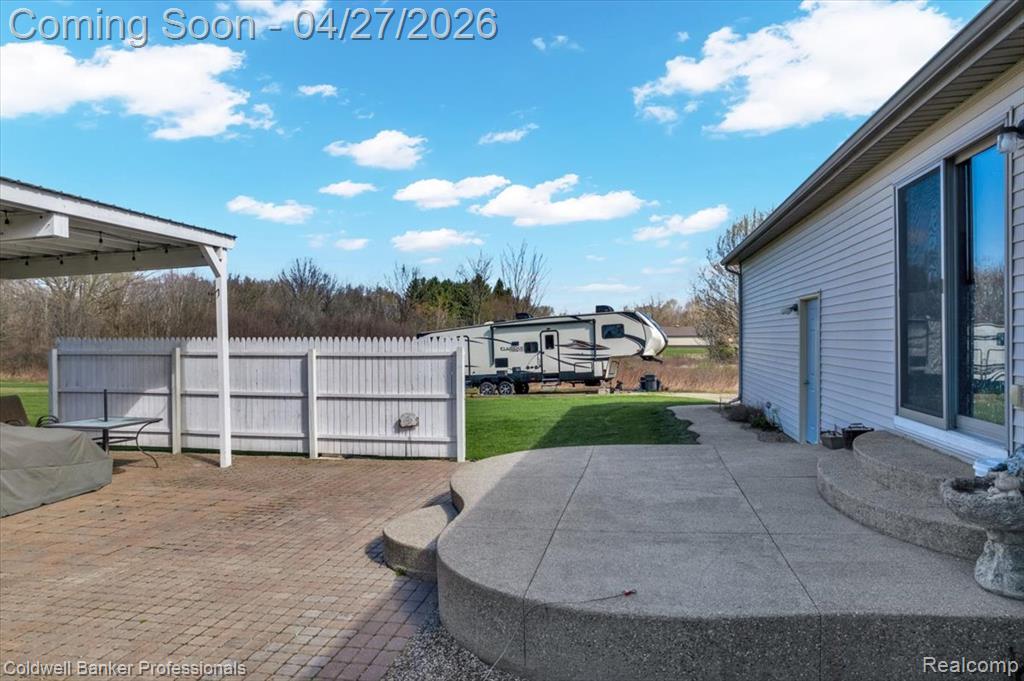 6017 Simmons Trail, North Branch, MI 48461 — Photo 3