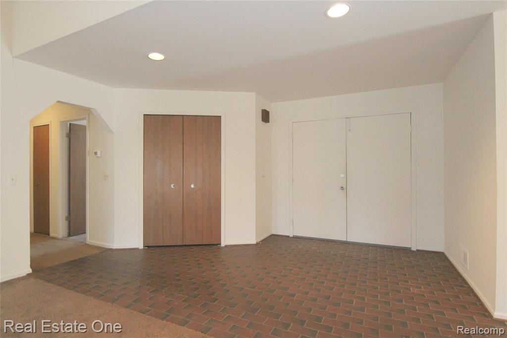 4458 Southmoor Lane, West Bloomfield, MI 48323 — Photo 10