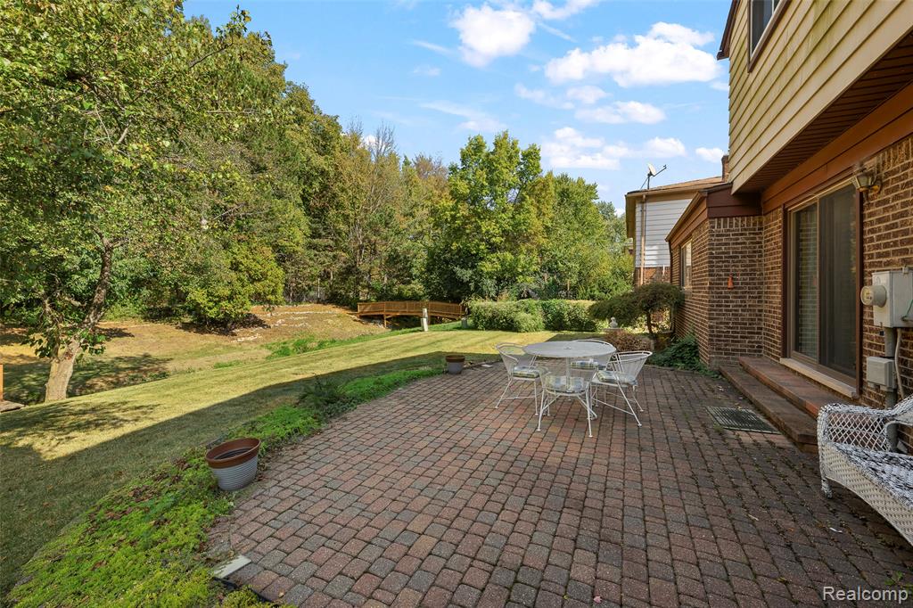 42990 Arlington Road, Canton, MI 48187 — Photo 16