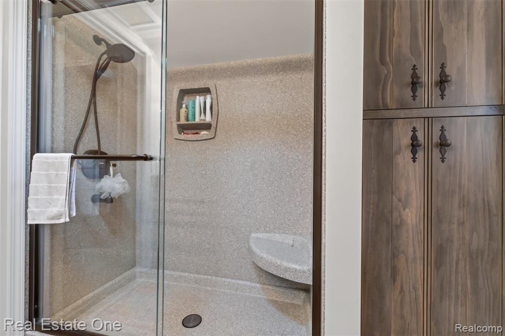 4 N Church Street, Ortonville, MI 48462 — Photo 32