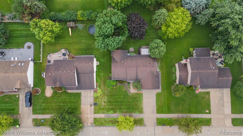 24923 FAIRWAY HILLS Drive, Novi, MI — Photo 40