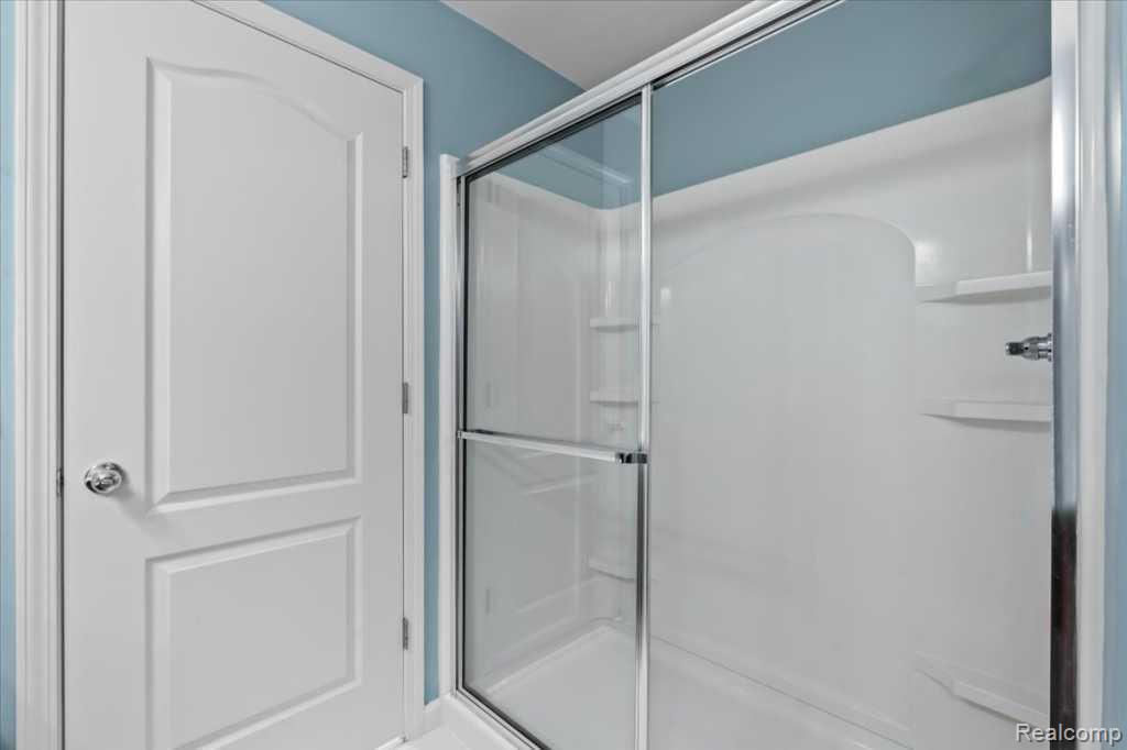 3262 Johanna Ware W, Wixom, MI 48393 — Photo 22