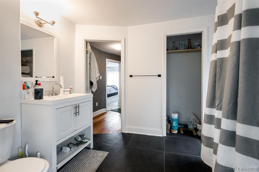 219 Waverly Street, Highland Park, MI 48203 — Photo 16