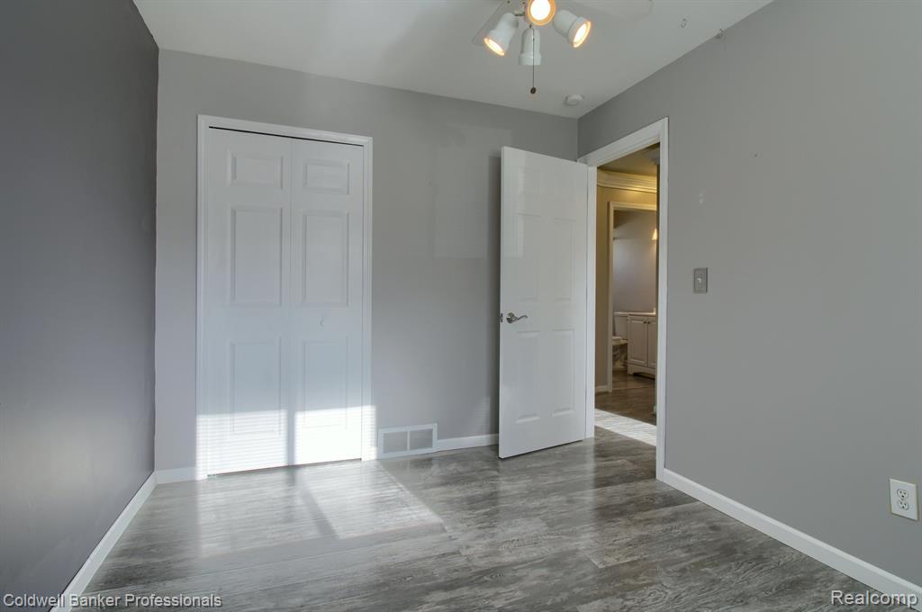 6468 Dillon Street, Garden City, MI — Photo 16