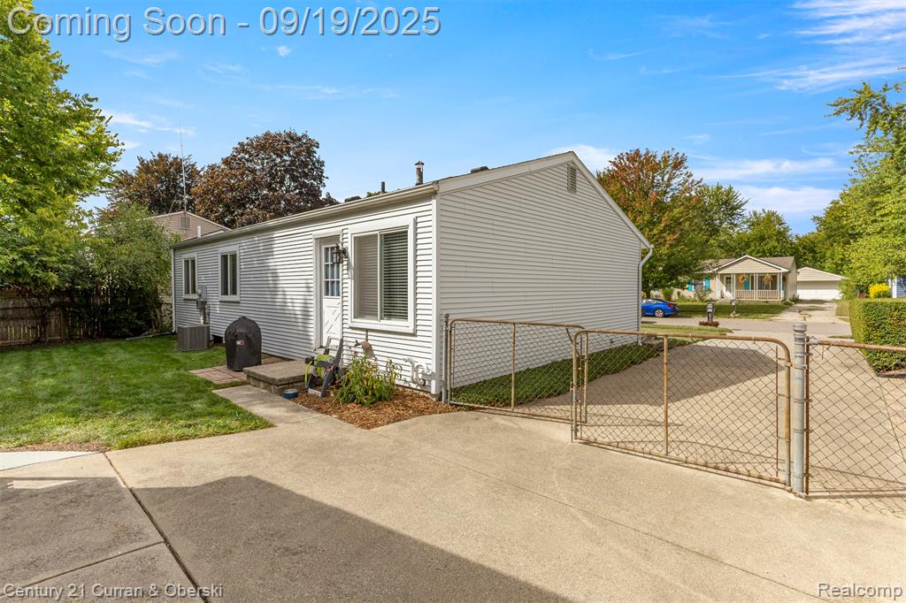 6081 S Miami Street, Ypsilanti, MI 48197 — Photo 39